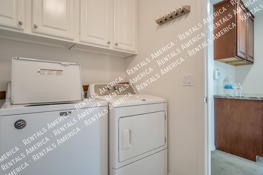 COMING SOON! Beautiful 4BD 3BA home with Loft located in Chandler! property image