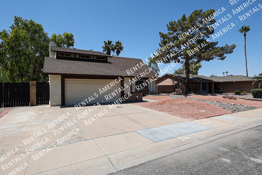 NO HOA, 4-bedroom, 3 bath w/ Private pool! property image
