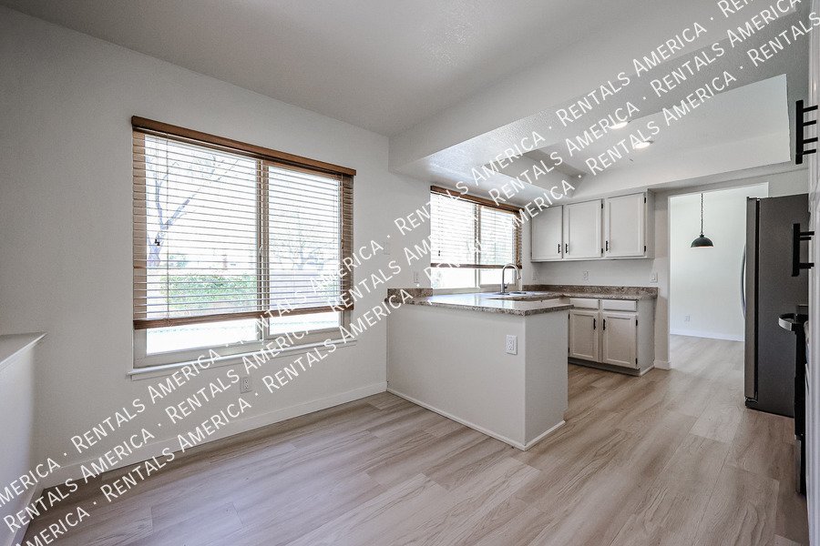 NO HOA, 4-bedroom, 3 bath w/ Private pool! property image