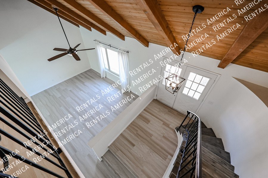 NO HOA, 4-bedroom, 3 bath w/ Private pool! property image