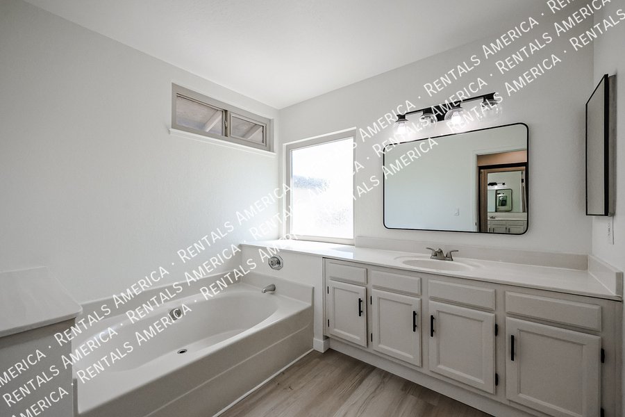 NO HOA, 4-bedroom, 3 bath w/ Private pool! property image