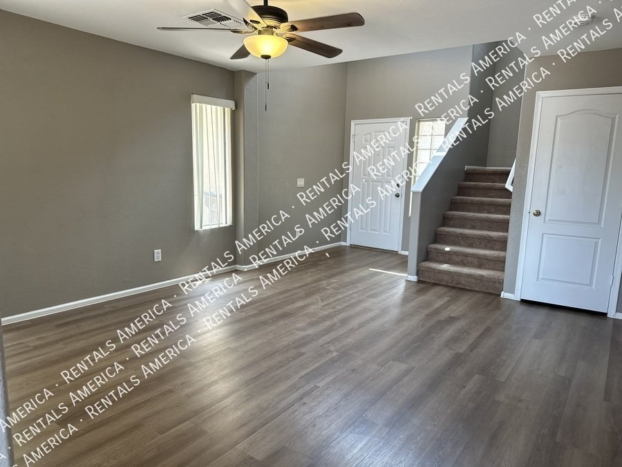 Move In Ready- 3 Bedroom 2.5 Bath, Large Loft property image
