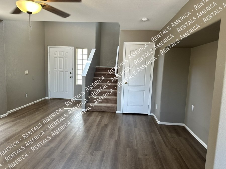 Move In Ready- 3 Bedroom 2.5 Bath, Large Loft property image