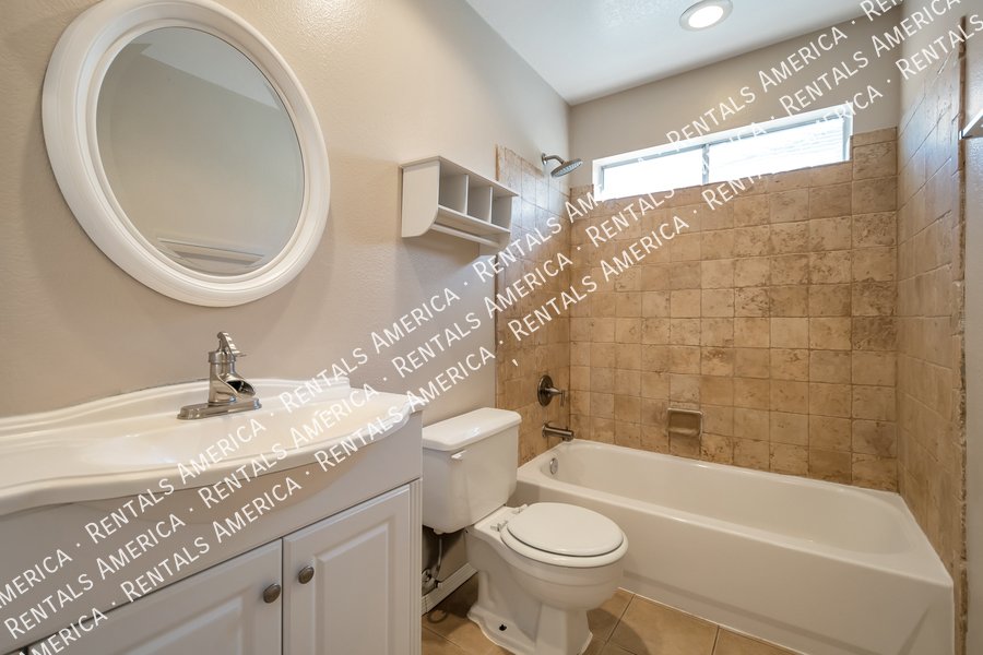 Location Location!!  3 bed 2.5 baths- 2 weeks free with 13-month Lease property image