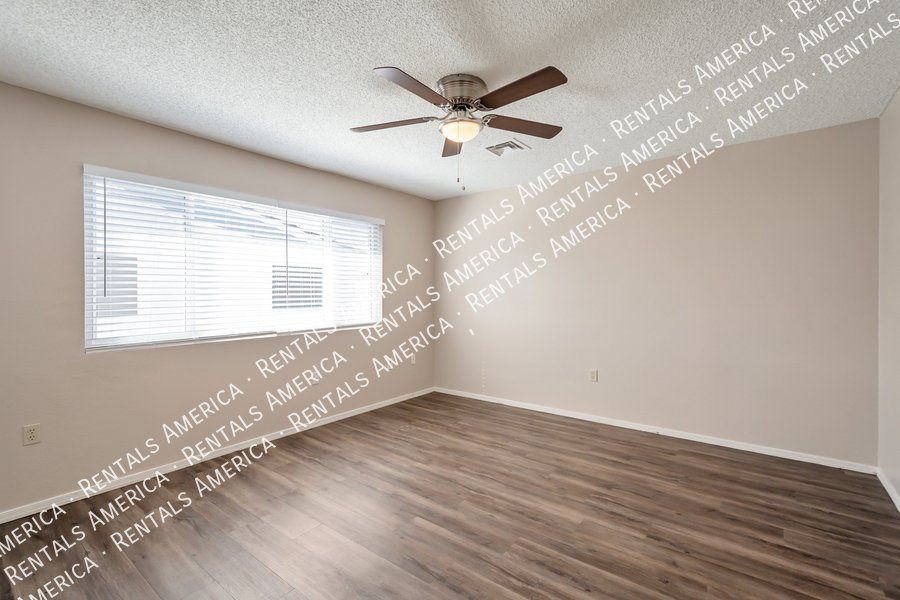 Location Location!!  3 bed 2.5 baths- 2 weeks free with 13-month Lease property image