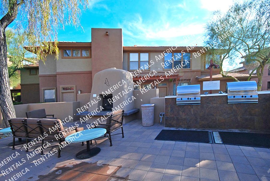 Scottsdale Greyhawk 2 BR/2 BA Condo w/ 1-car garage property image