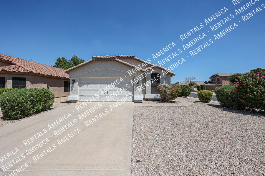Coming Soon- Occupied through 5/31/26Charming corner home 3 Bed 2 Bath property image