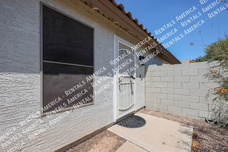 Coming Soon- Occupied through 5/31/26Charming corner home 3 Bed 2 Bath property image