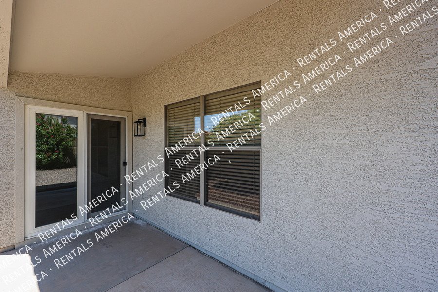 Coming Soon- Occupied through 5/31/26Charming corner home 3 Bed 2 Bath property image