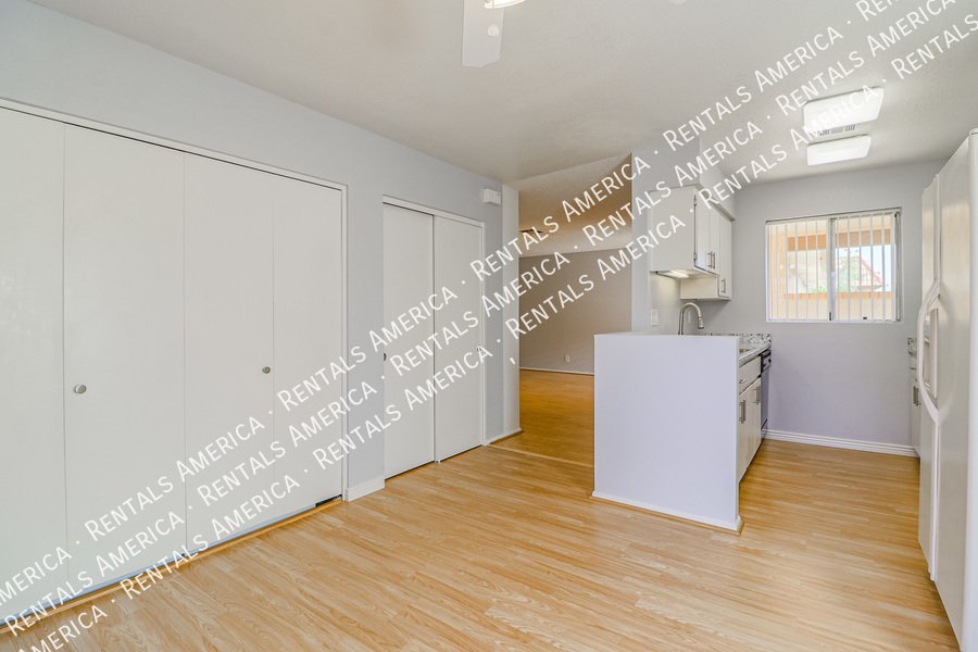 Cozy townhouse 2 bed / 2 bath property image