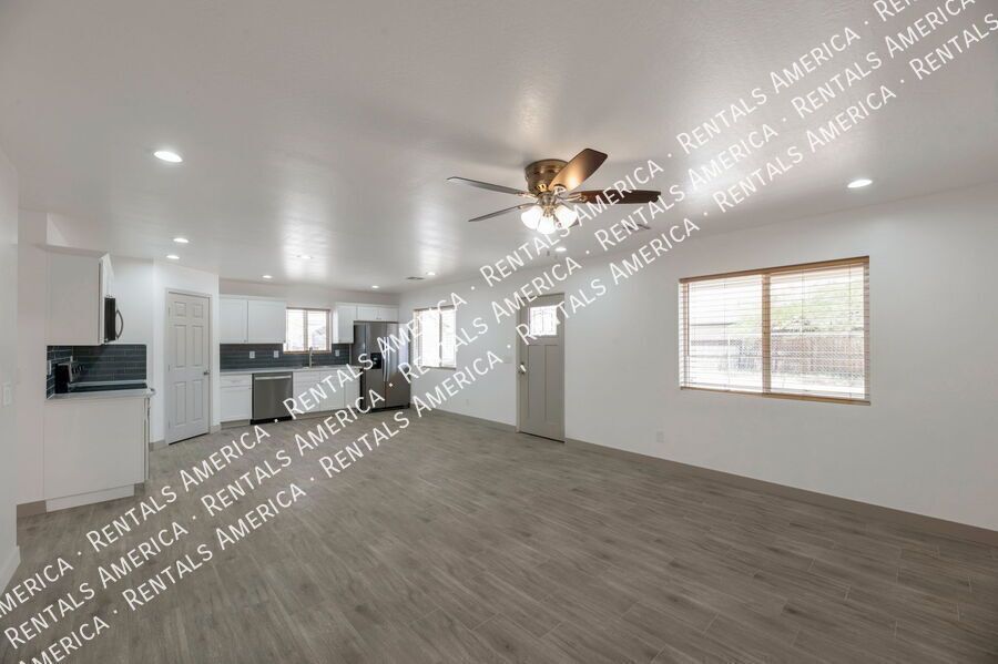 *Get 2 weeks free rent with a signed 12 month lease!* property image