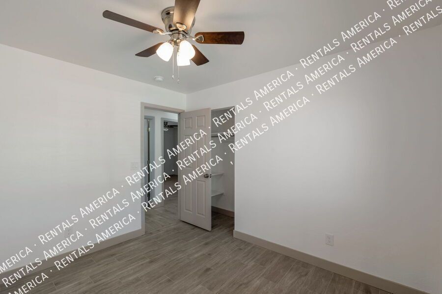 *Get 2 weeks free rent with a signed 12 month lease!* property image