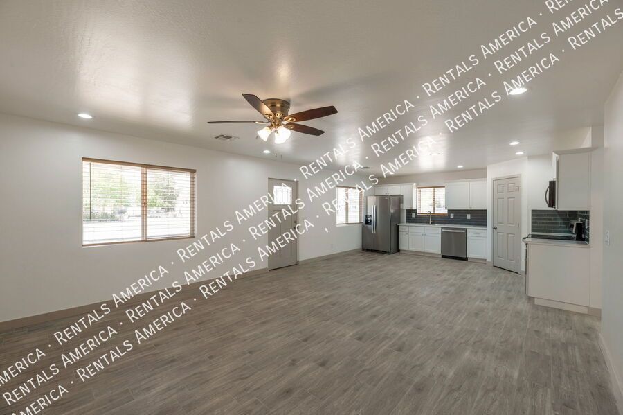 *Get 2 weeks free rent with a signed 12 month lease!* property image