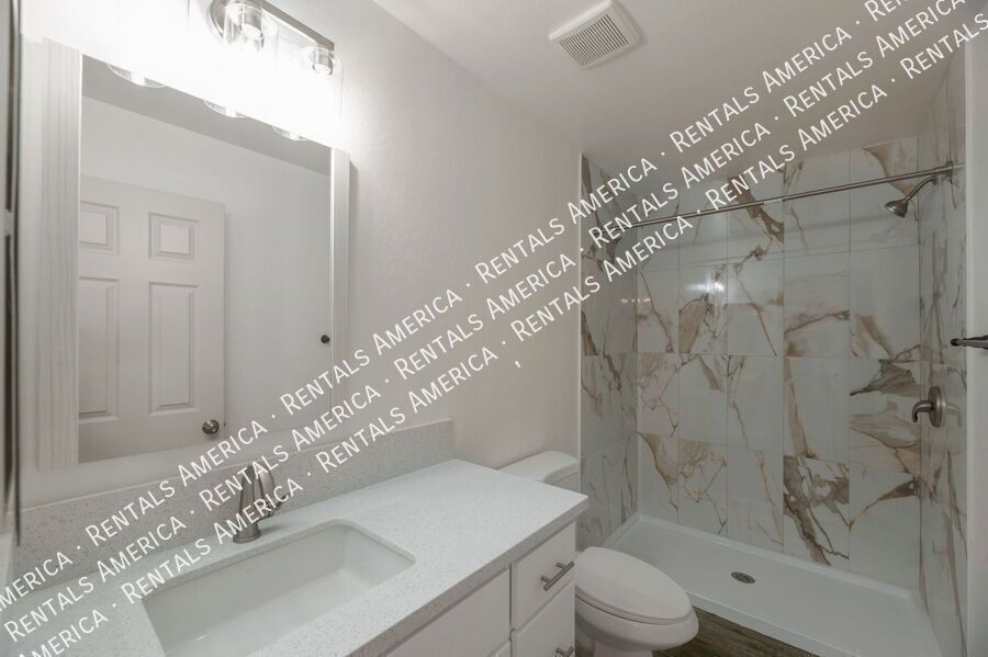 *Get 2 weeks free rent with a signed 12 month lease!* property image