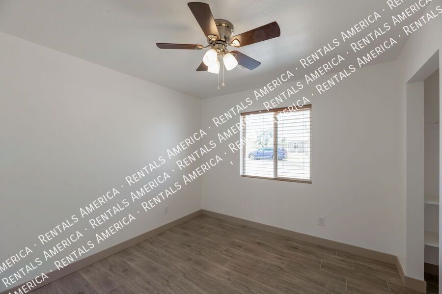 *Get 2 weeks free rent with a signed 12 month lease!* property image