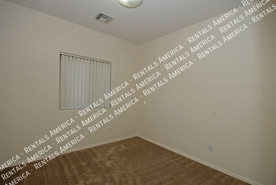 3+ Bedroom / 2 Bath Home in Litchfield Park property image