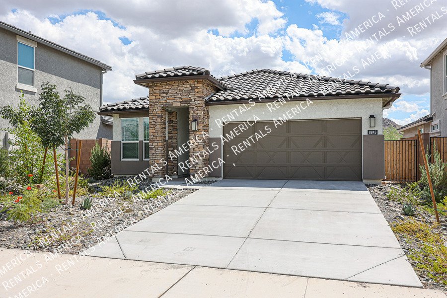 Move In Special! 3 bed 2 bath at Estrella property image
