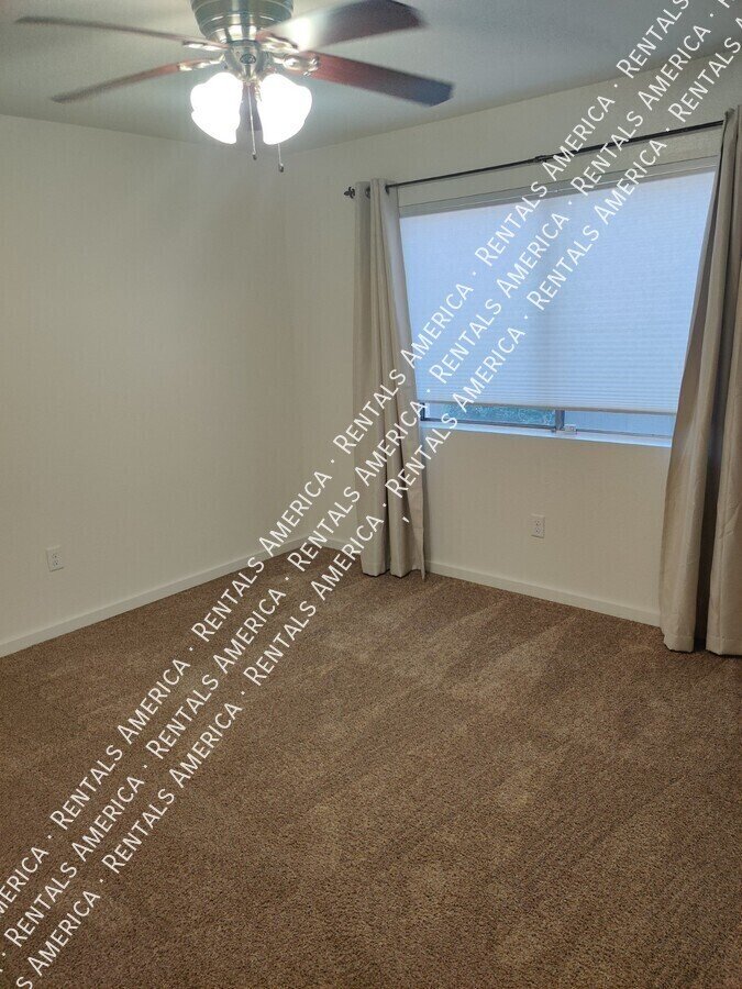 Beautiful 2 bed/2 bath condo property image