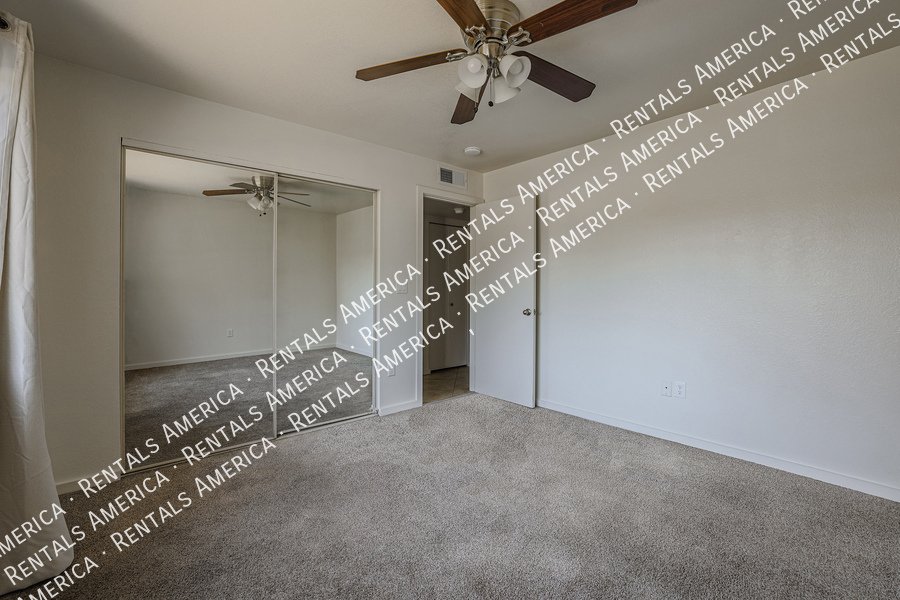 Beautiful 2 bed/2 bath condo property image