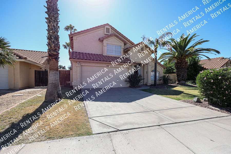 Large House with Pool! property image
