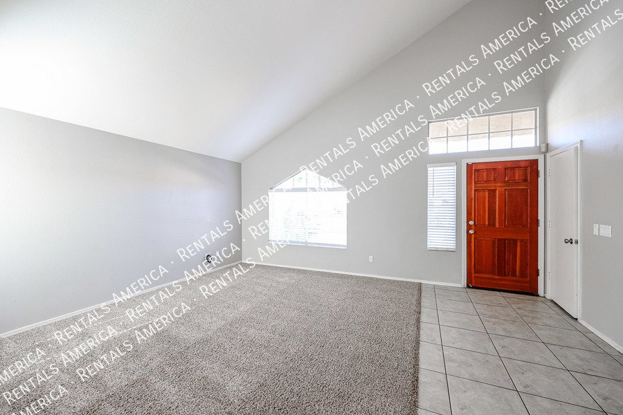 Large House with Pool! property image