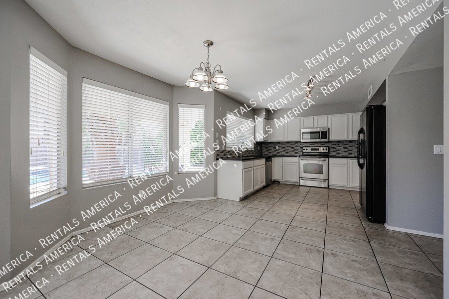 Large House with Pool! property image