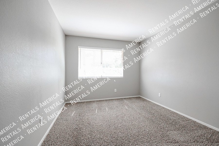 Large House with Pool! property image