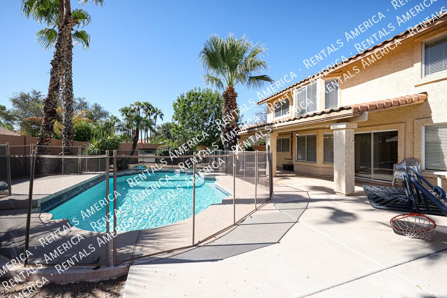 Large House with Pool! property image