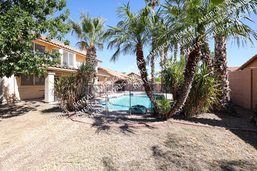 Large House with Pool! property image