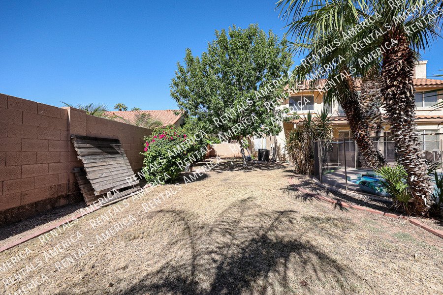 Large House with Pool! property image