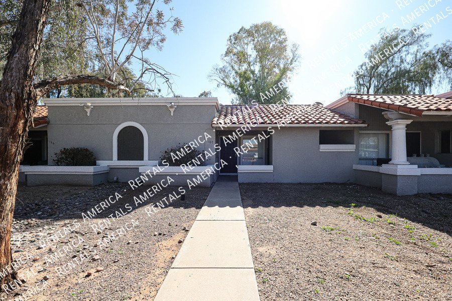 Spacious 2 Bedroom 2 Full Bath condo! GREAT LOCATION! property image