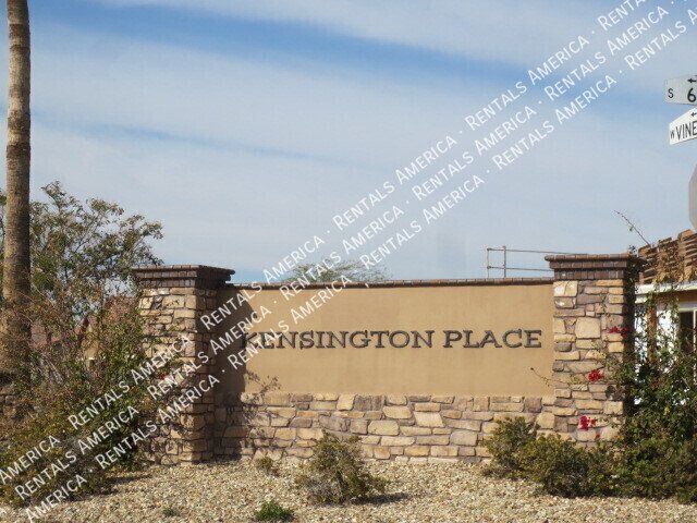 Spacious 5 Bedroom Home in Trailside Point! property image