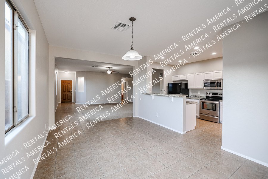 Welcome home to Laveen Farms!!! property image