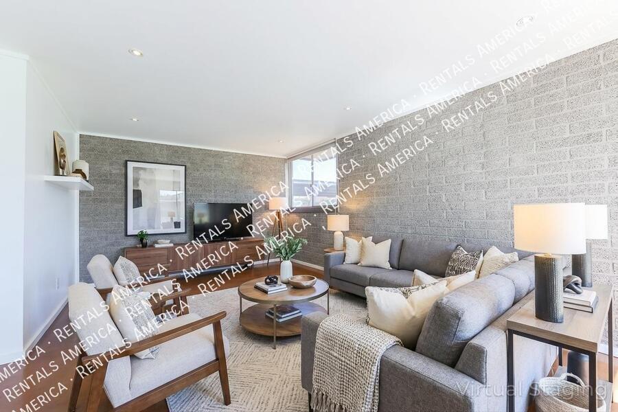 Contemporary 2 Bd / 1 Ba Condo in Arcadia Courtyards property image