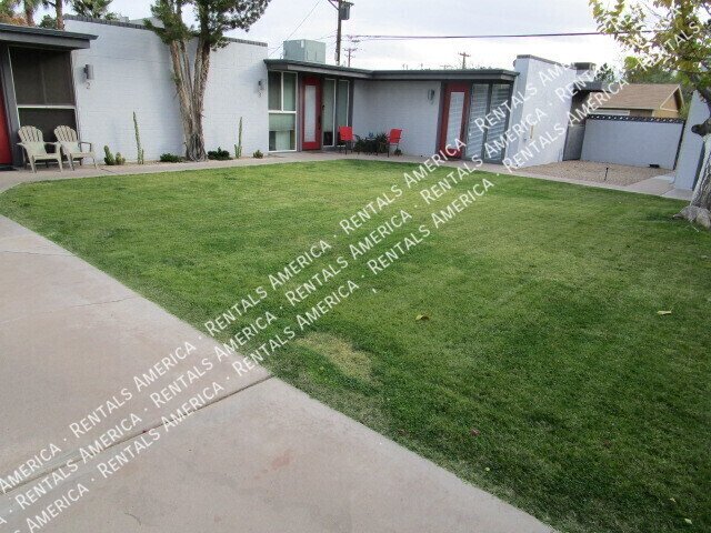 Contemporary 2 Bd / 1 Ba Condo in Arcadia Courtyards property image