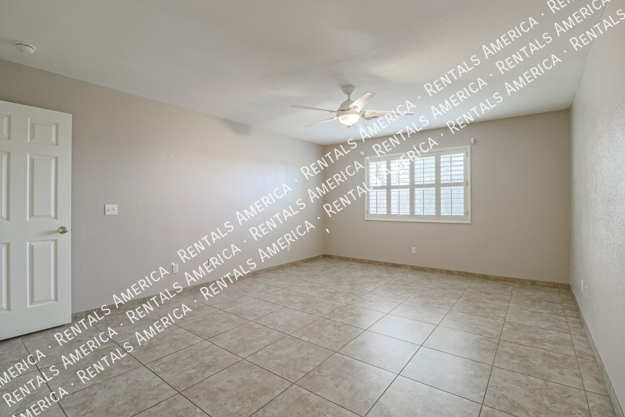 Lovely 3 Bed 2 Bath Home in Stoneridge w/ Comm Pool! property image