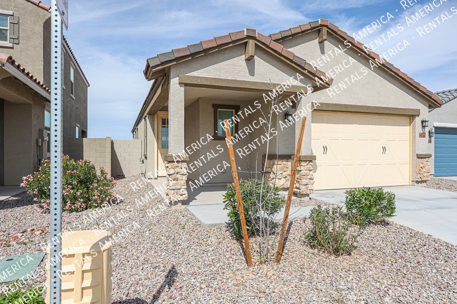 Beautiful three bedroom two bath property image