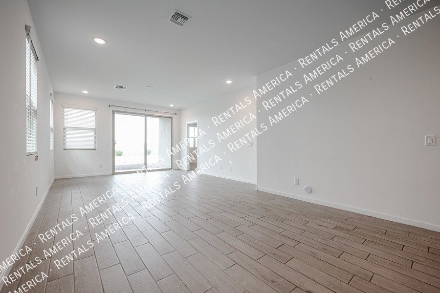Beautiful three bedroom two bath property image