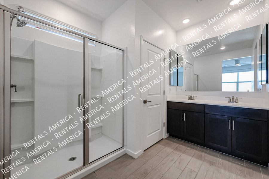 Beautiful three bedroom two bath property image