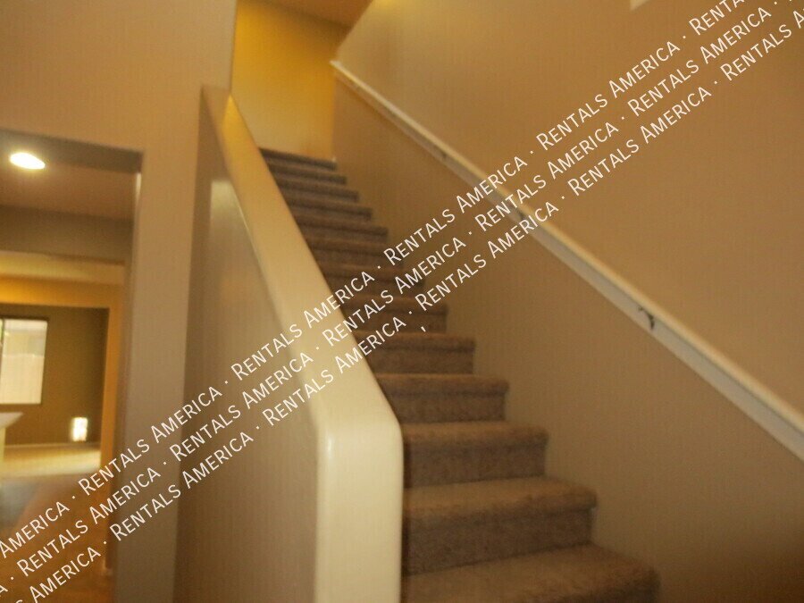 Lyon's Gate ~ 3/2 + Loft property image