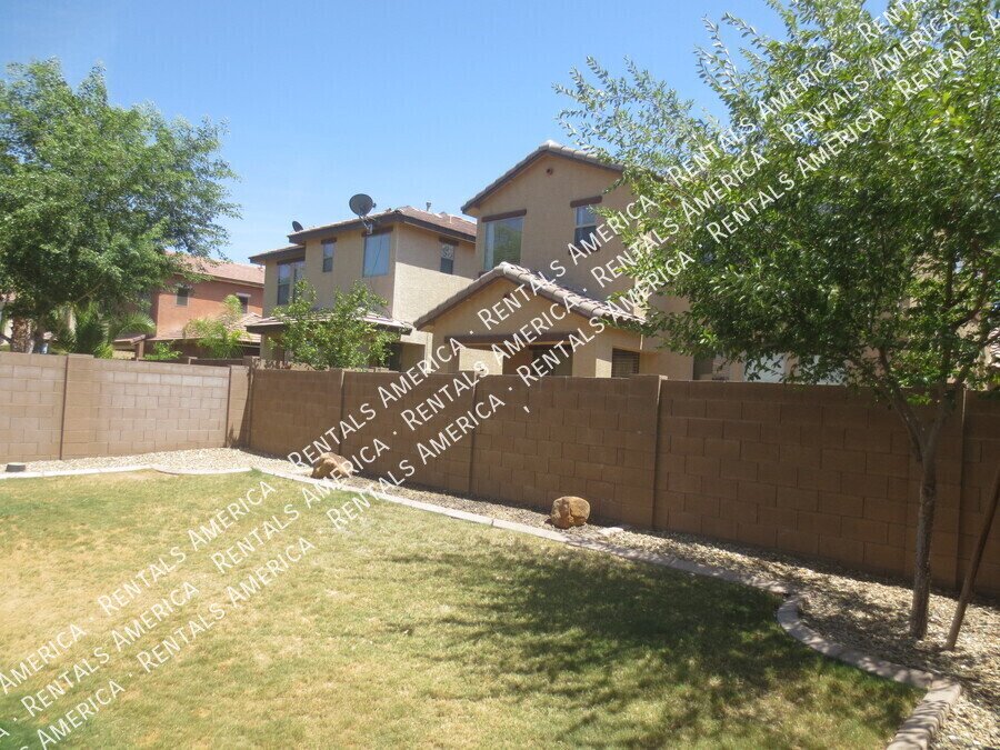 Lyon's Gate ~ 3/2 + Loft property image