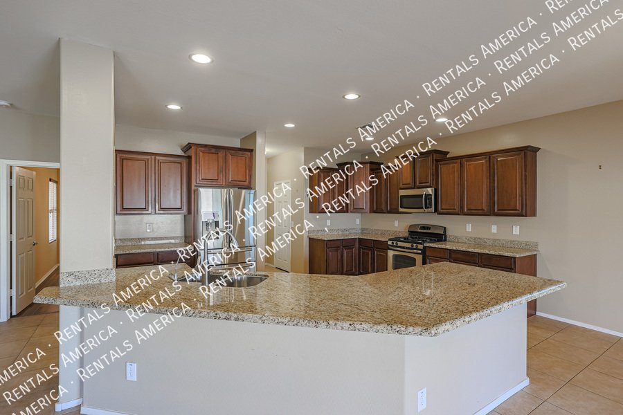 COMING SOON!  GORGEOUS 4/2 OPEN FLOOR PLAN in Gilbert property image