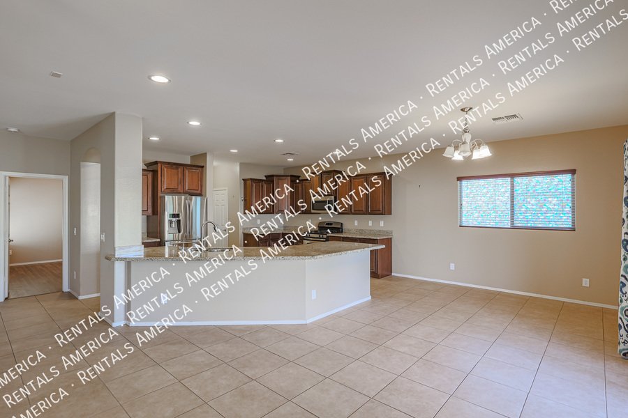 COMING SOON!  GORGEOUS 4/2 OPEN FLOOR PLAN in Gilbert property image