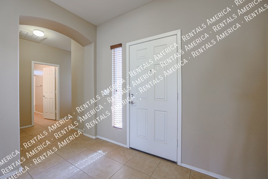 COMING SOON!  GORGEOUS 4/2 OPEN FLOOR PLAN in Gilbert property image