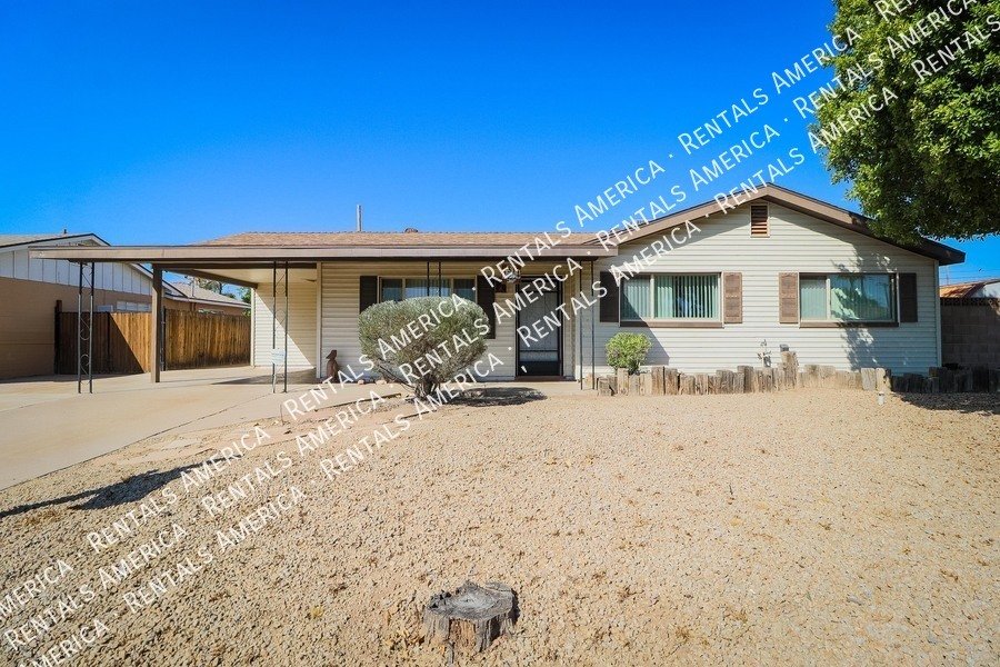 Location! Scottsdale! 3 Bedroom! Corner lot! One Month Free!! property image
