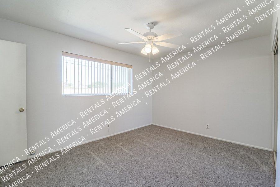 Location! Scottsdale! 3 Bedroom! Corner lot! One Month Free!! property image