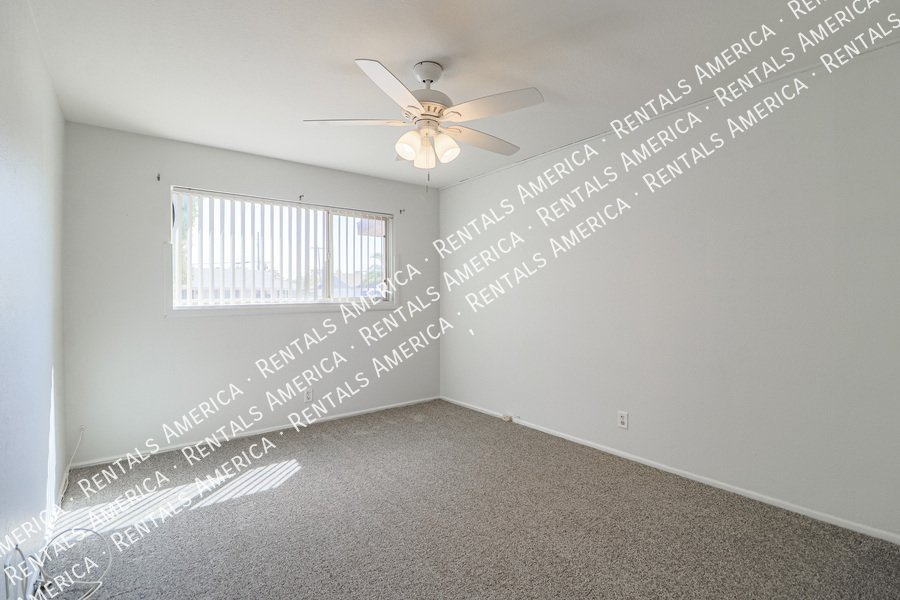 Location! Scottsdale! 3 Bedroom! Corner lot! One Month Free!! property image
