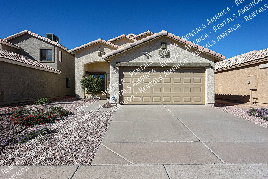 UPDATED 4 BEDROOM IN MOUNTAINGATE property image