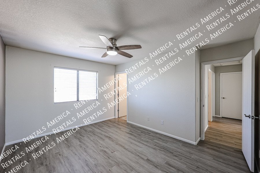 UPDATED 4 BEDROOM IN MOUNTAINGATE property image