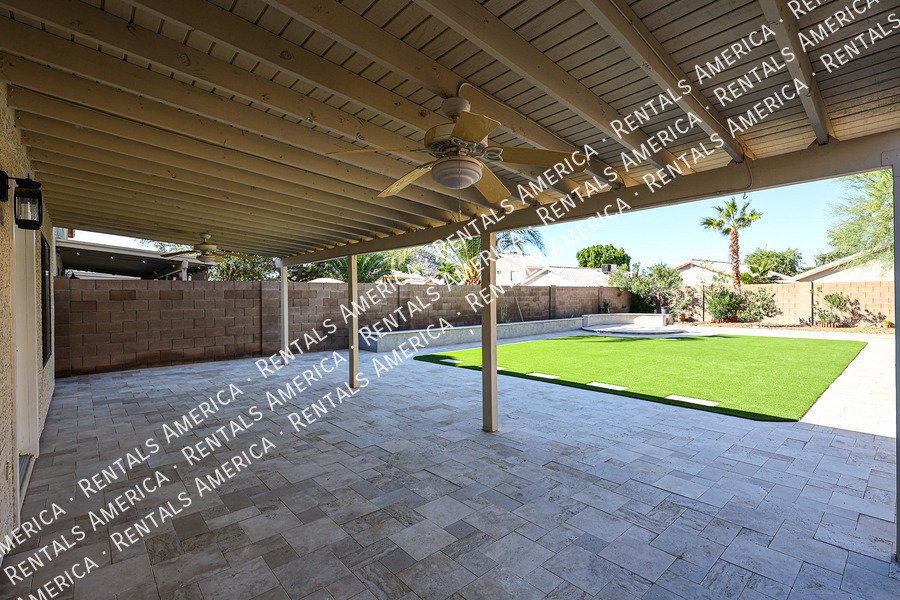 UPDATED 4 BEDROOM IN MOUNTAINGATE property image